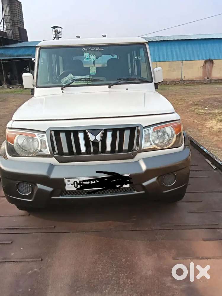 Mahindra Bolero Neo 2017