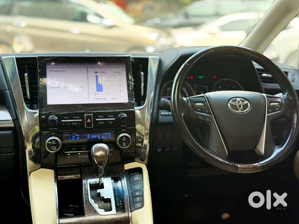 Toyota Vellfire Vip – Executive Lounge, 2021, Petrol