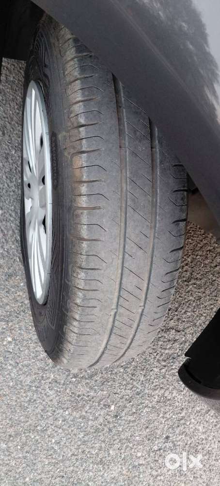 Maruti Suzuki Swift 1.2 Lxi (o), 2017, Petrol