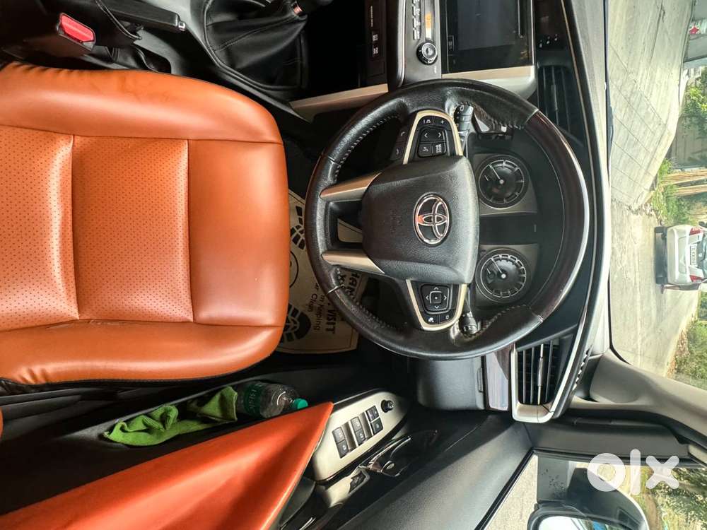 Toyota Innova Crysta V Diesel2018single Owner72,000kmwellmaintained