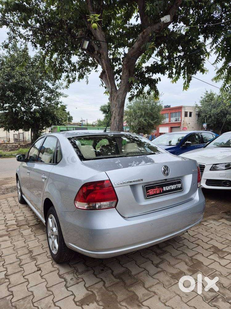 Volkswagen Vento 2010-2013 Ipl Ii Petrol Highline At, 2012, Petrol
