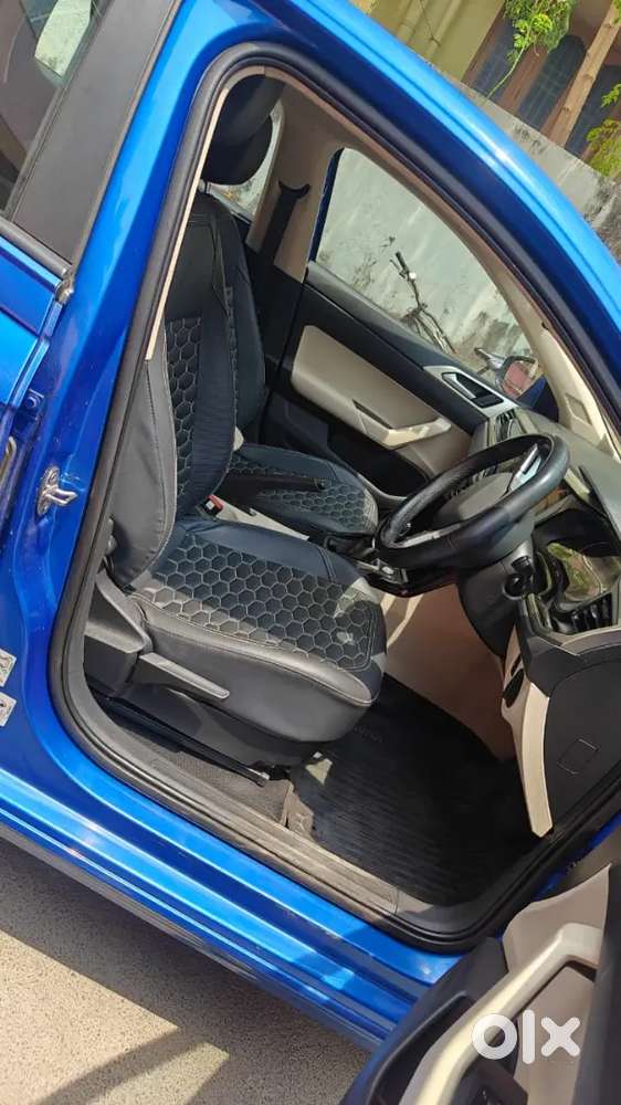 Volkswagen Vitrus Highline Single Owner Company Service Maintenance