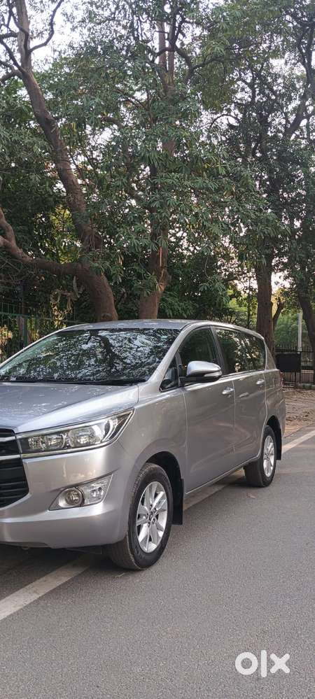 Toyota Innova Crysta 2.4 G Mt, 2017, Diesel
