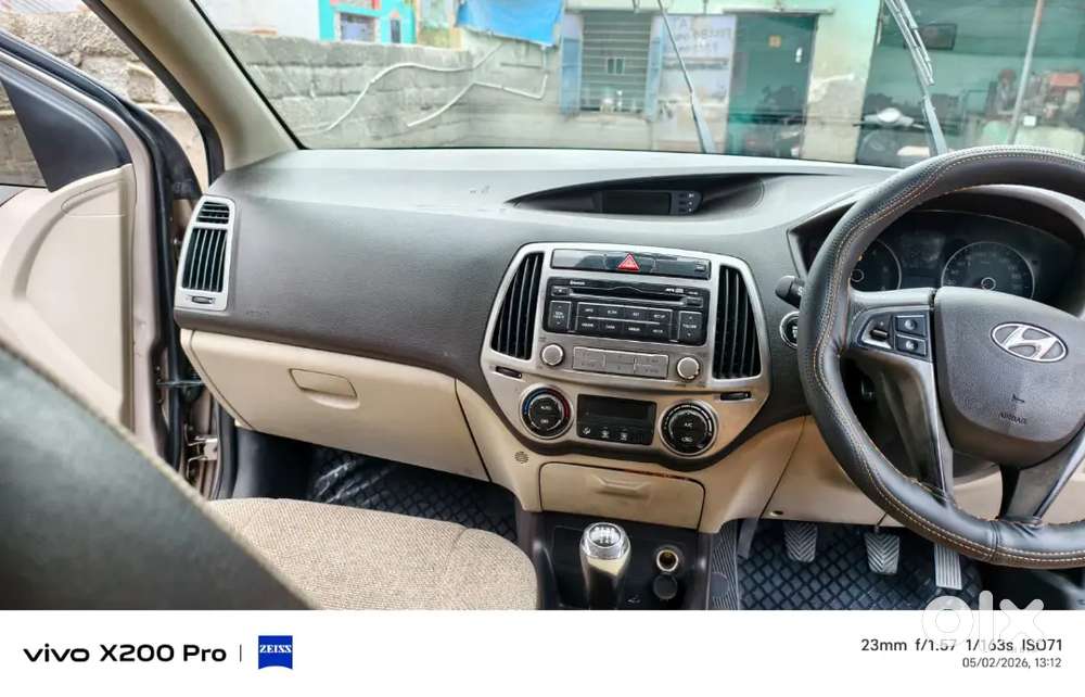 Hundai I20 Asta Very Good Condition Four Tyre New