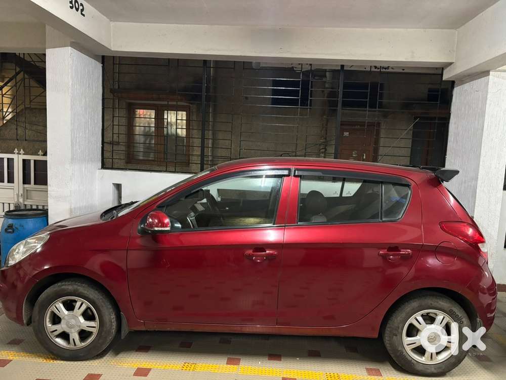 Hyundai I20 Petrol Manual 2011