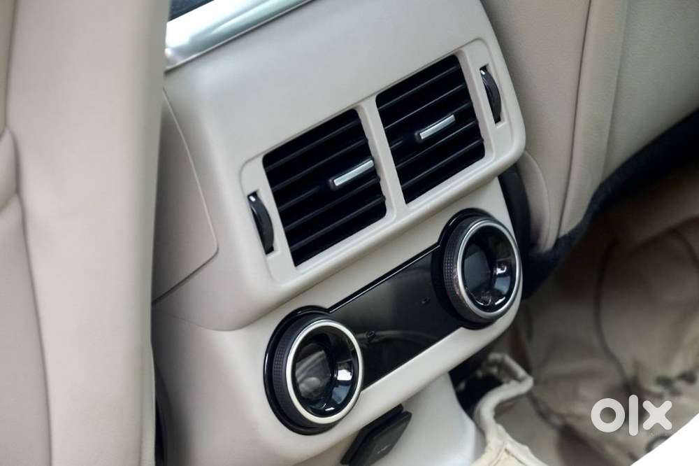 Land Rover Range Velar R-dynamic S Petrol, 2023, Petrol