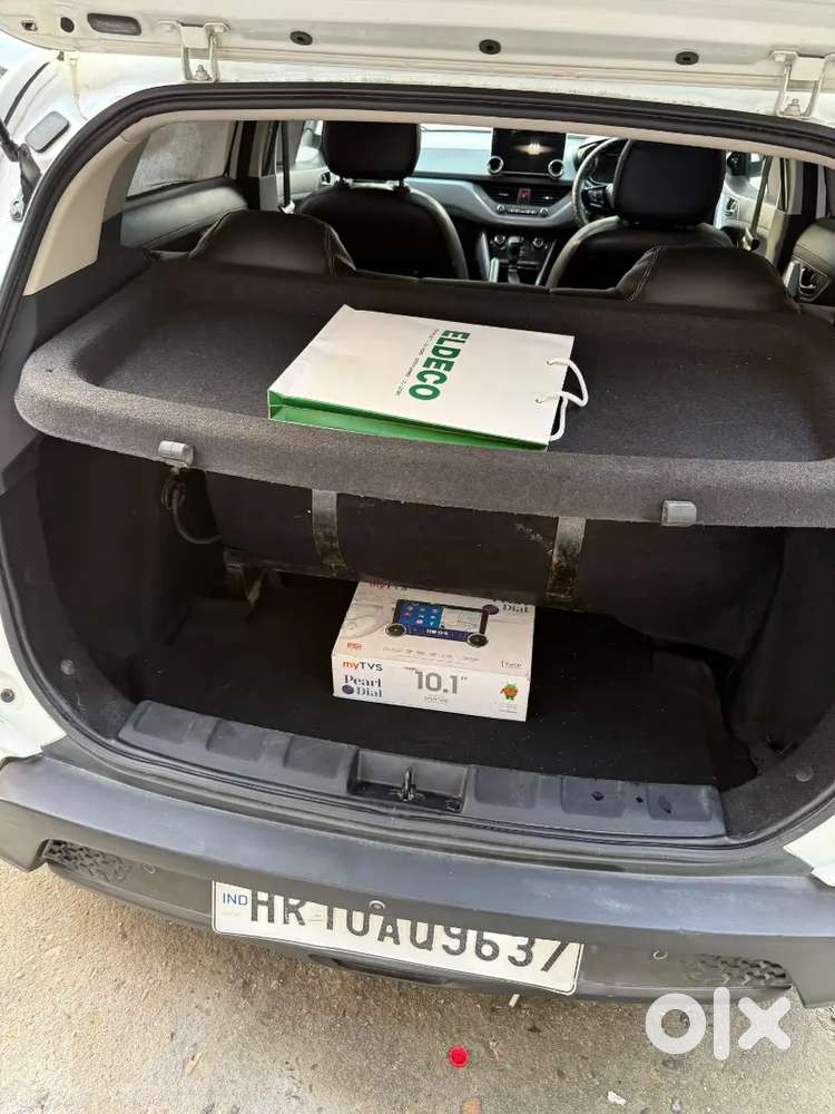 Tata Nexon Cng
