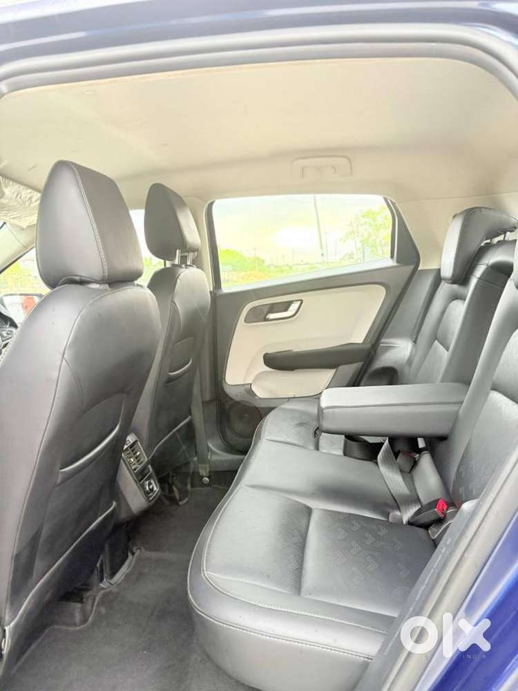 Tata Altroz 1.2 Xz Plus Petrol, 2025, Petrol