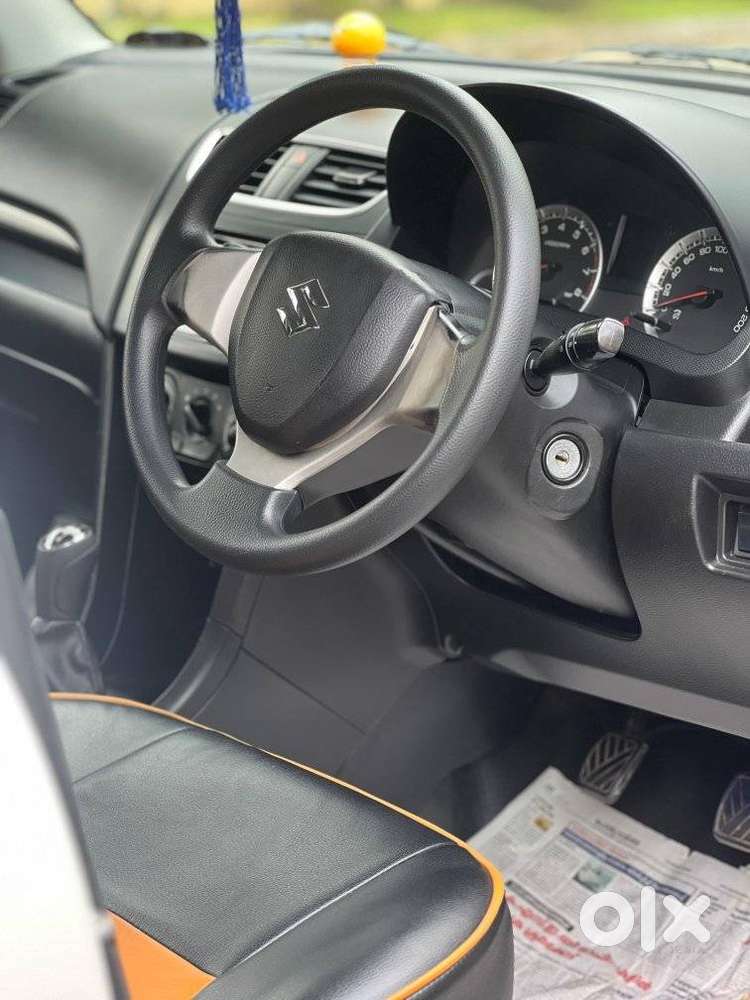 Maruti Suzuki Swift Vxi + Manual, 2015, Petrol