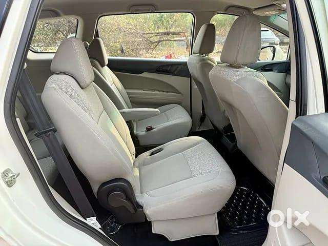 Mahindra Marazzo M4, 2020, Diesel