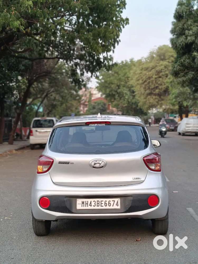Hyundai Grand I10 2017 Diesel 89000 Km Driven