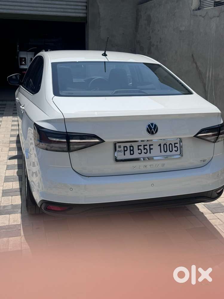 Volkswagen Virtus Petrol 2025