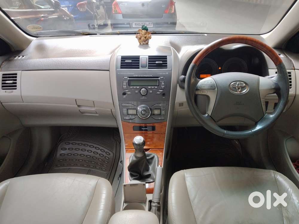 Toyota Corolla Altis G, 2010, Petrol