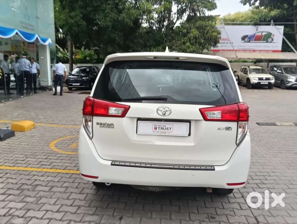 Toyota Innova Crysta [2020-ongoing] 2.7 Zx At 7 Str, 2016, Petrol