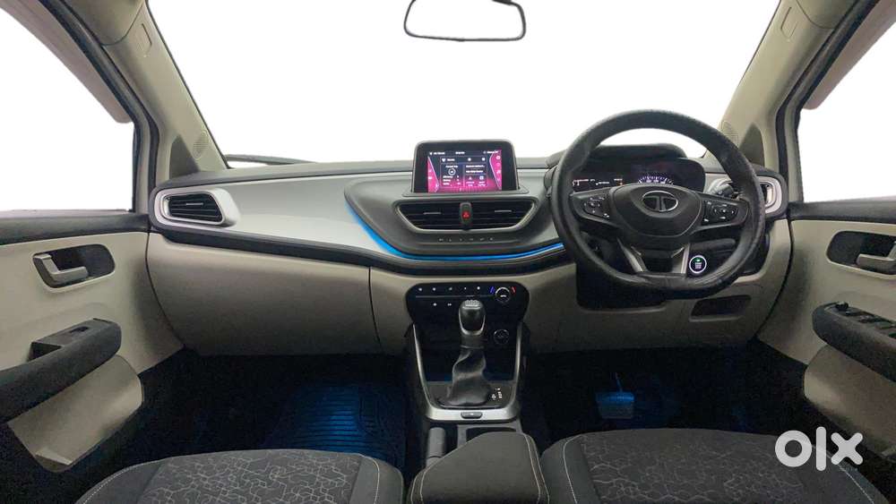Tata Altroz Xza Plus (s), 2024, Petrol