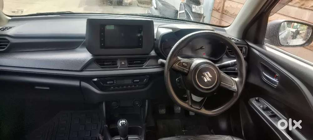 Maruti Swift Vxi With All Accessories And Back Camera Also