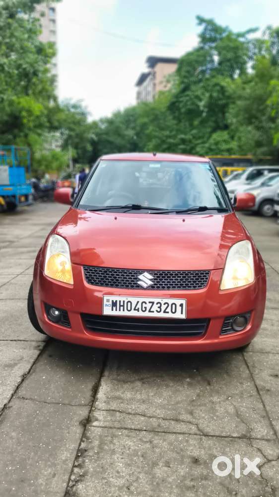 Maruti Suzuki Swift Vxi Bsiv, 2011, Petrol