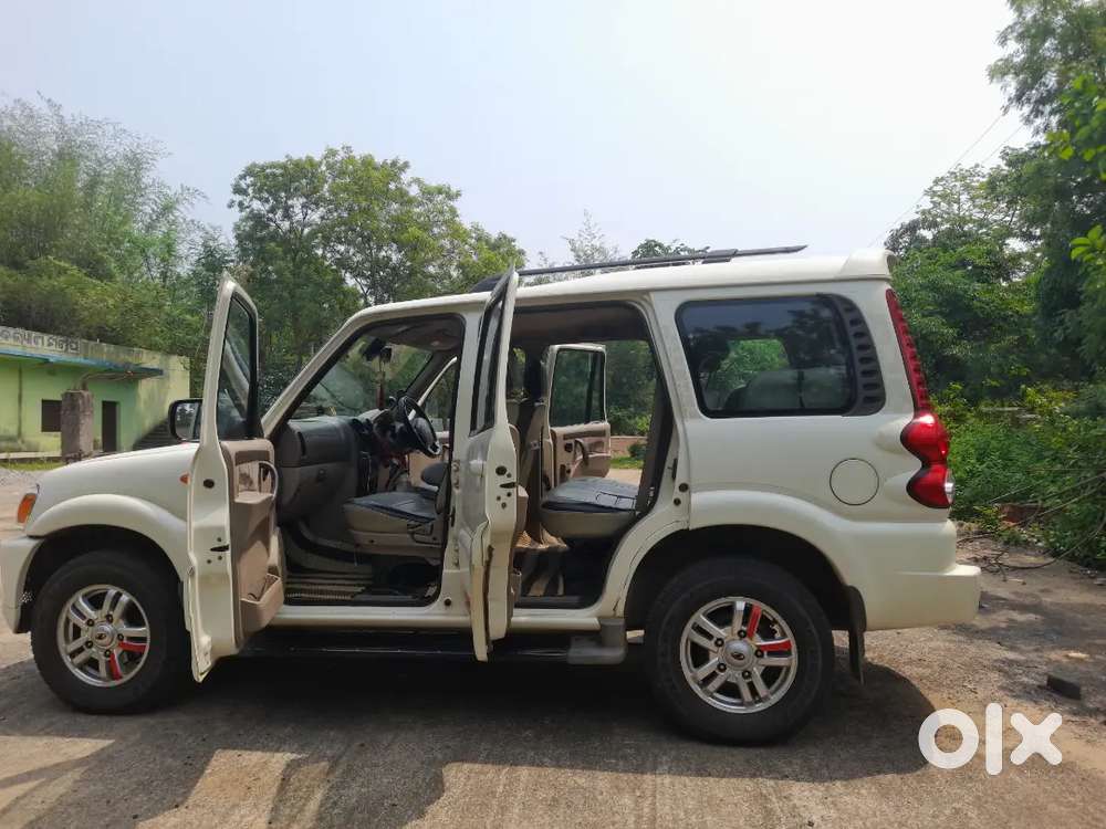 Mahindra Scorpio 2014