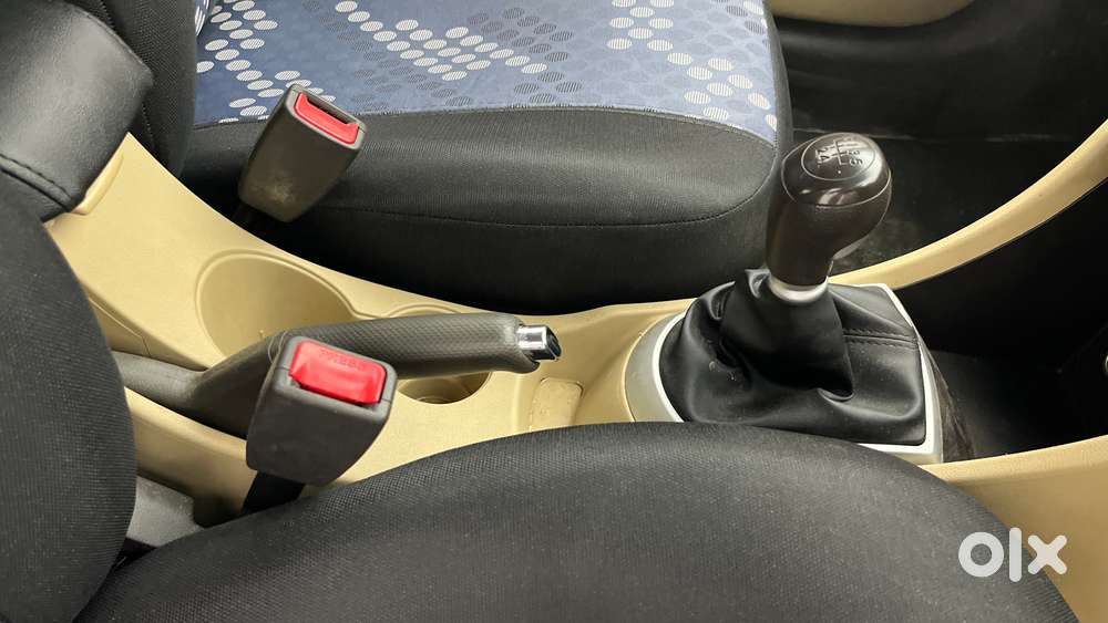 Hyundai Verna Fluidic 1.6 Vtvt Sx, 2014, Petrol