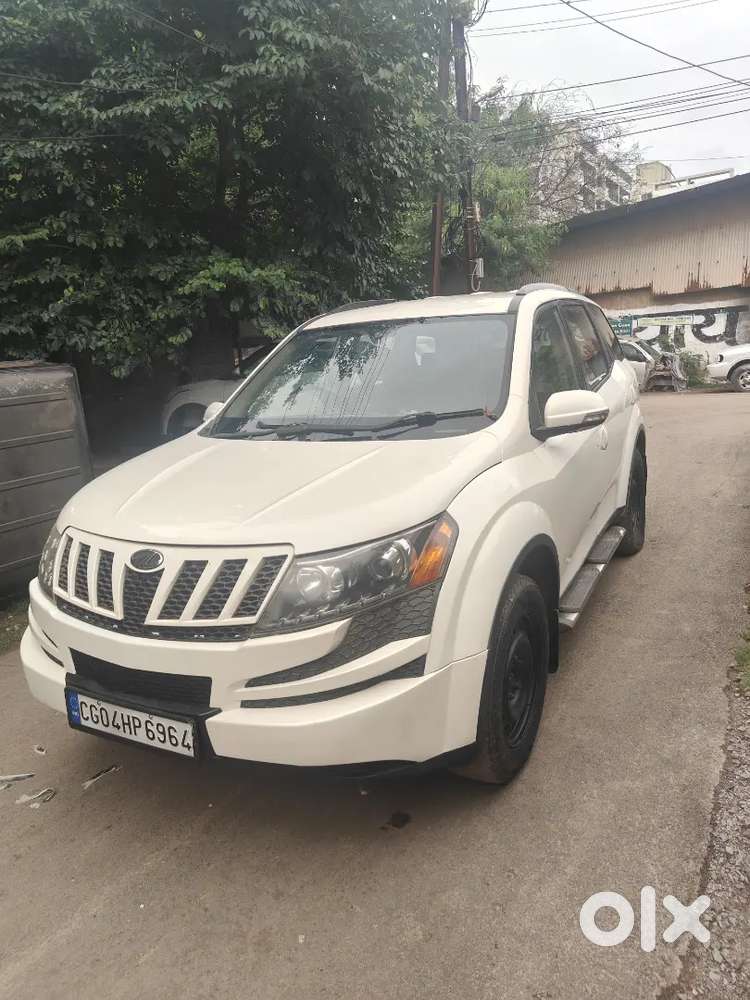 Mahindra Xuv500 2014 Diesel 100000 Km Driven