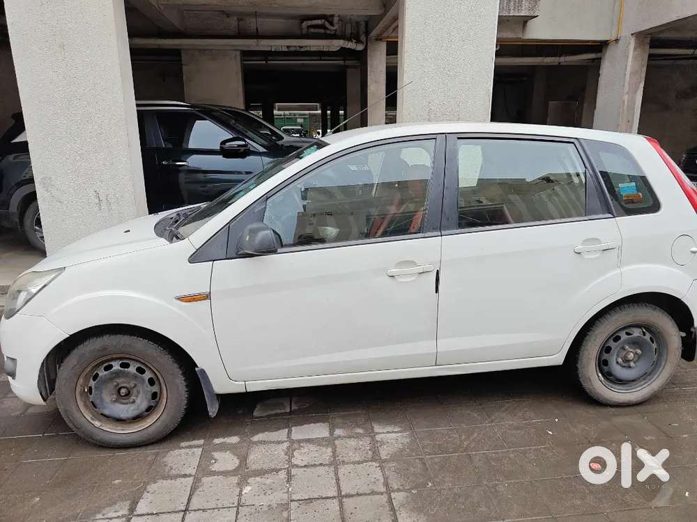 Ford Figo Diesel Zxi 2011