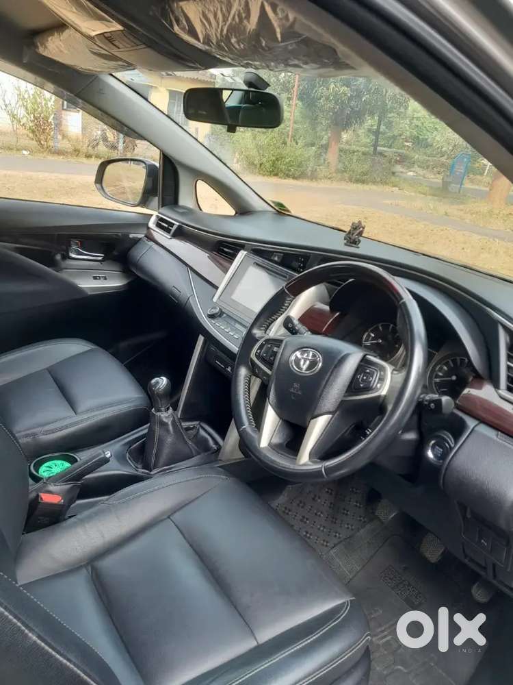 Toyota Innova Crysta 2.4 2016 Diesel Manual