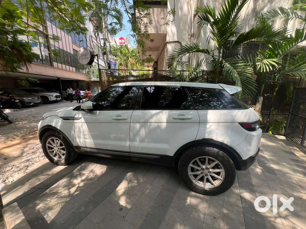 Range Rover Evoque Sd4 &ndash; Fuji White  2014  Excellent Condition