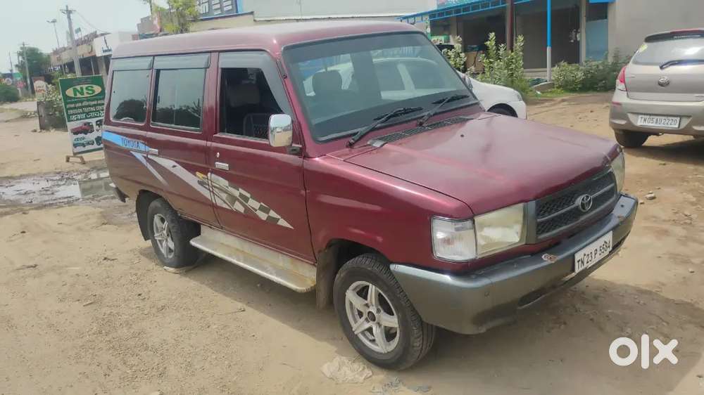 Toyota Qualis Diesel 2002 Variant Rs