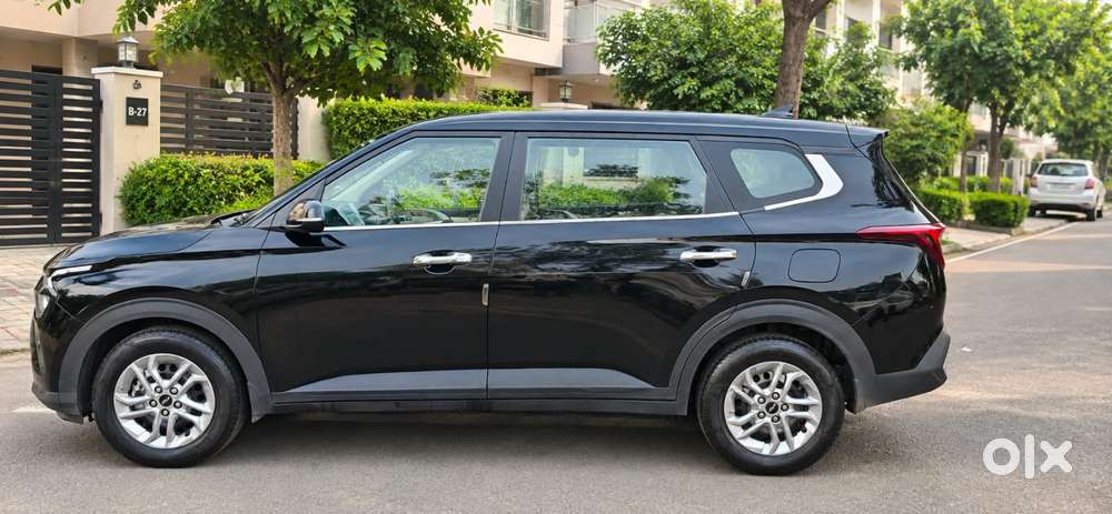 Kia Carens G 1.5 6mt Premium (o) 7-seater, 2025, Diesel