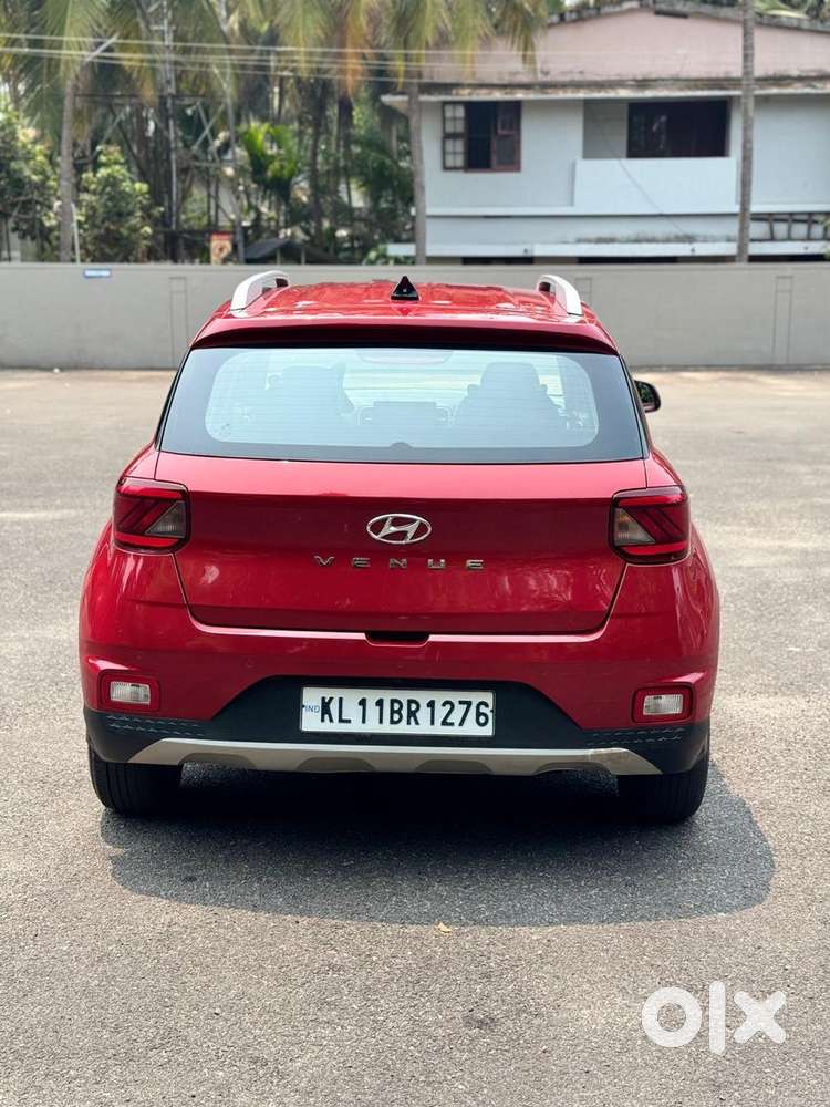 Hyundai Venue 1.2 S (o), 2019, Petrol