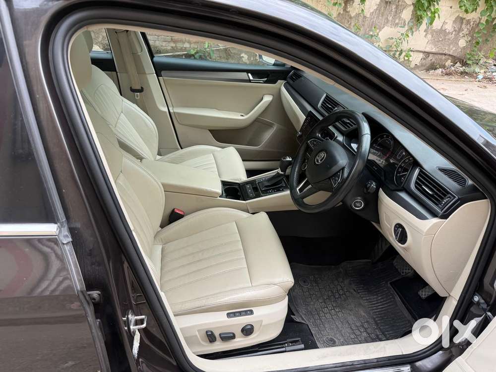 Skoda Superb Style 2.0 Tdi At, 2018, Petrol
