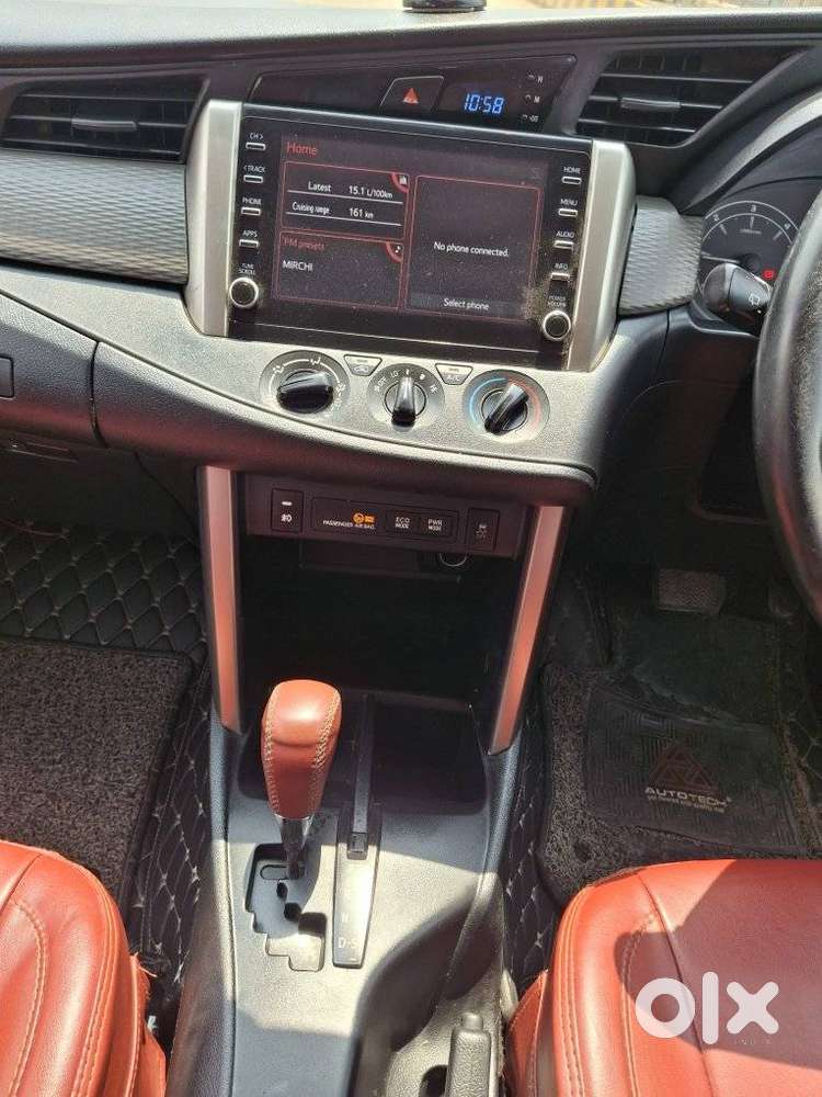 Toyota Innova Crysta [2016-2020] 2.4 Gx At 8 Str, 2021, Diesel