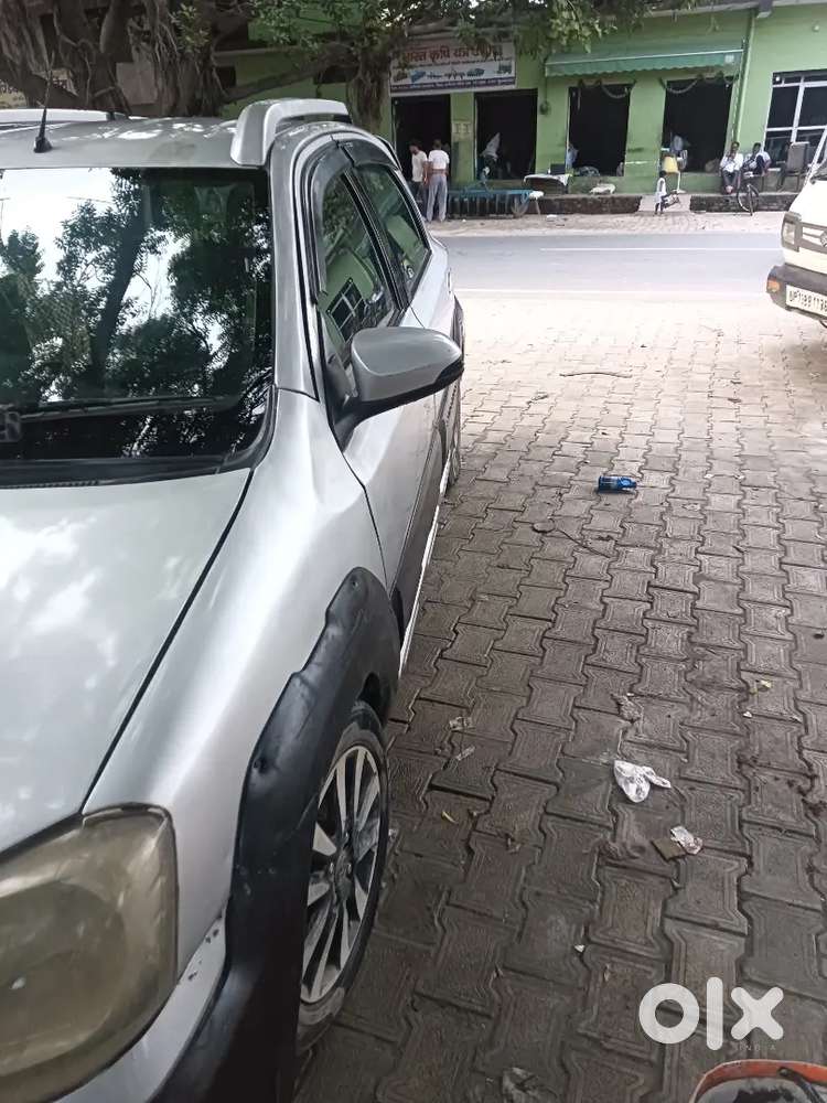 Toyota Etios Cross 2015