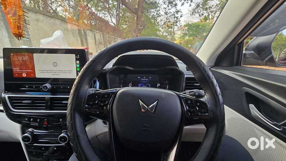 Mahindra Xuv 3xo Ax5 Pm At, 2025, Petrol