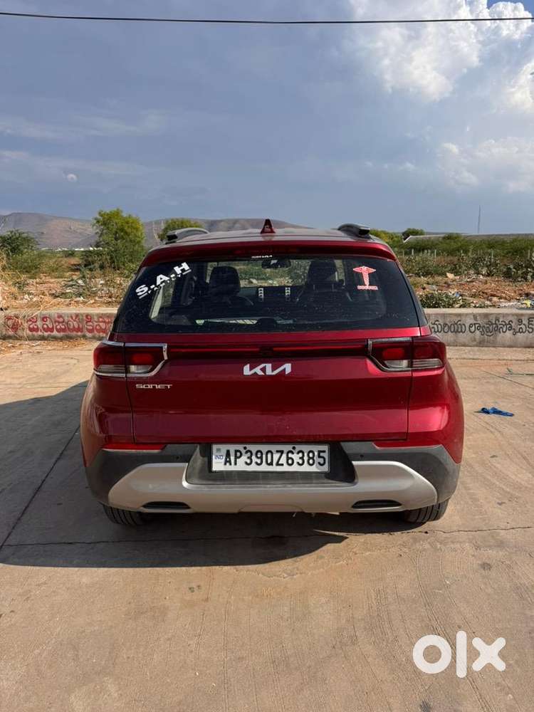 Kia Sonet 2023 Petrol 35000 Km Driven