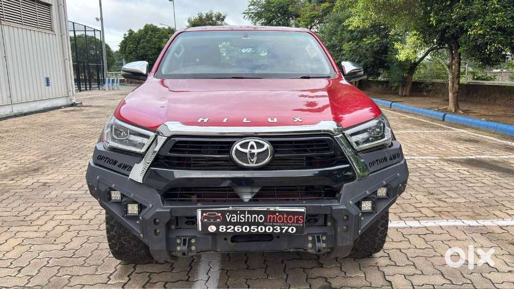 Toyota Hilux 2.8 High 4x4 Mt, 2023, Diesel