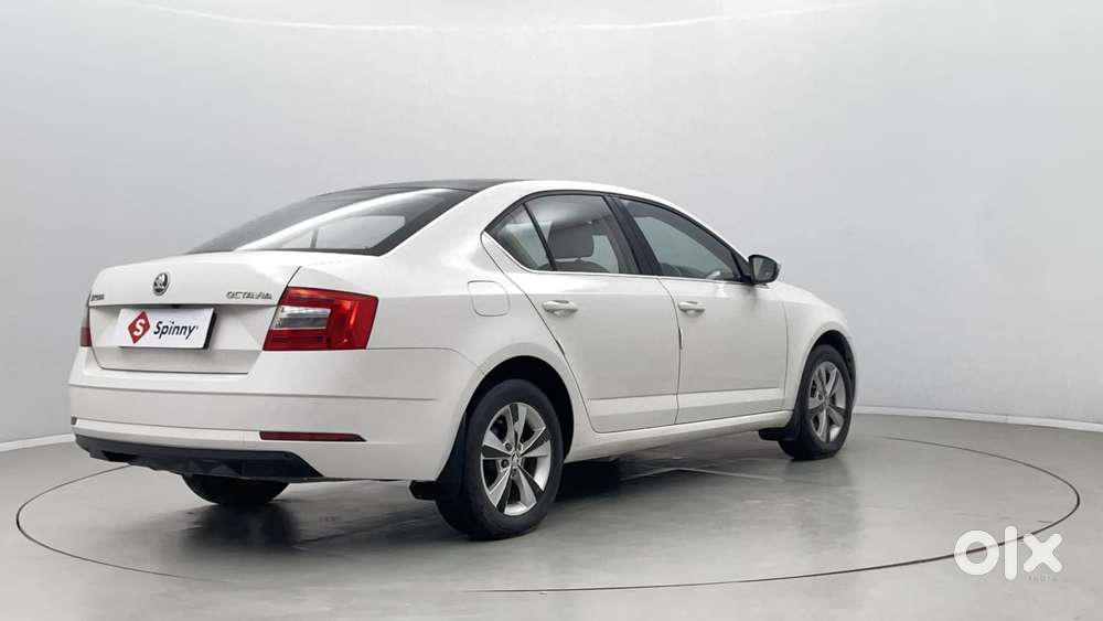 Skoda Octavia [2014-2017] 2.0 Style Tdi At, 2017, Diesel