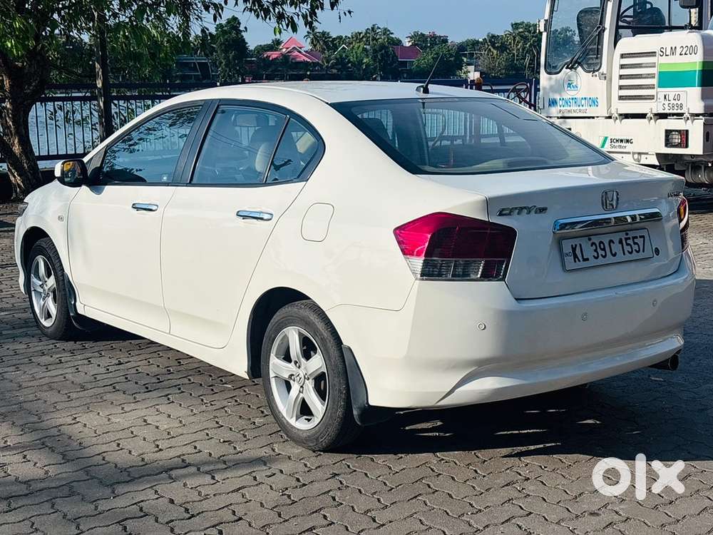 Honda City At