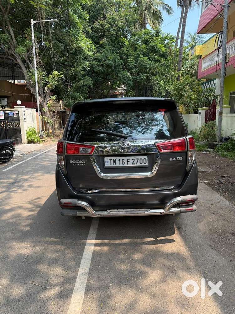 Toyota Innova Crysta 2020 Diesel Well Maintained