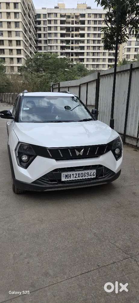 Mahindra Xuv 3xo Petrol 2025  Single Owner  Excellent Condition