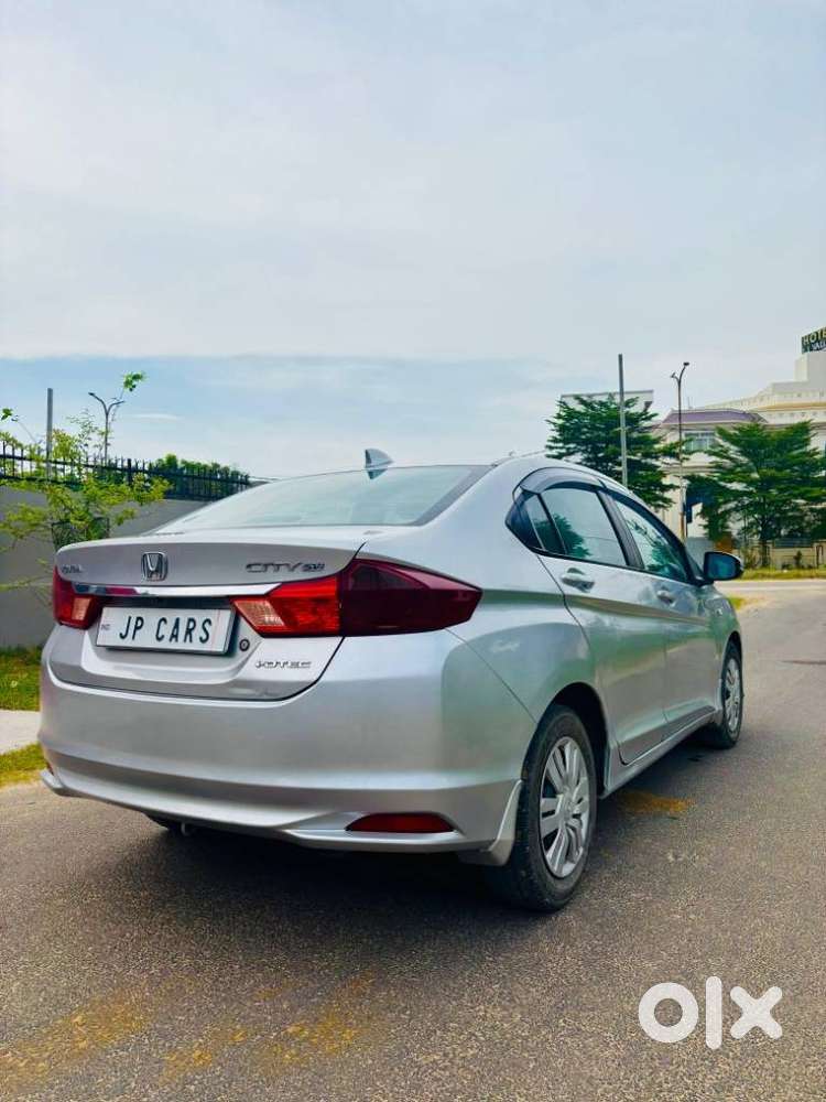 Honda City I-vtec Sv, 2015, Diesel