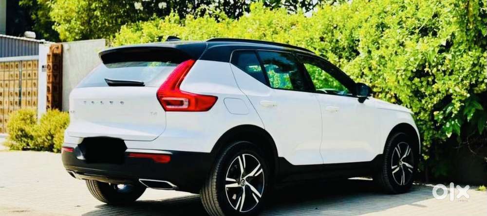 Volvo Xc40 D4 Awd Inscription, 2019, Diesel