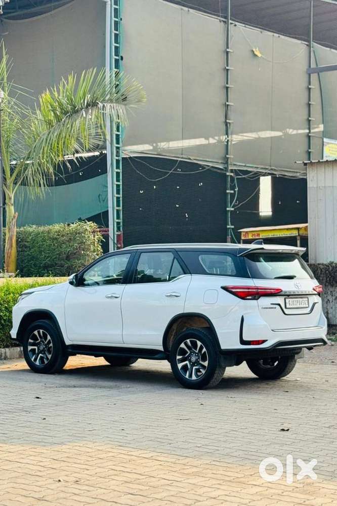 Toyota Fortuner Legender 4x2 At 2.8, 2024, Diesel