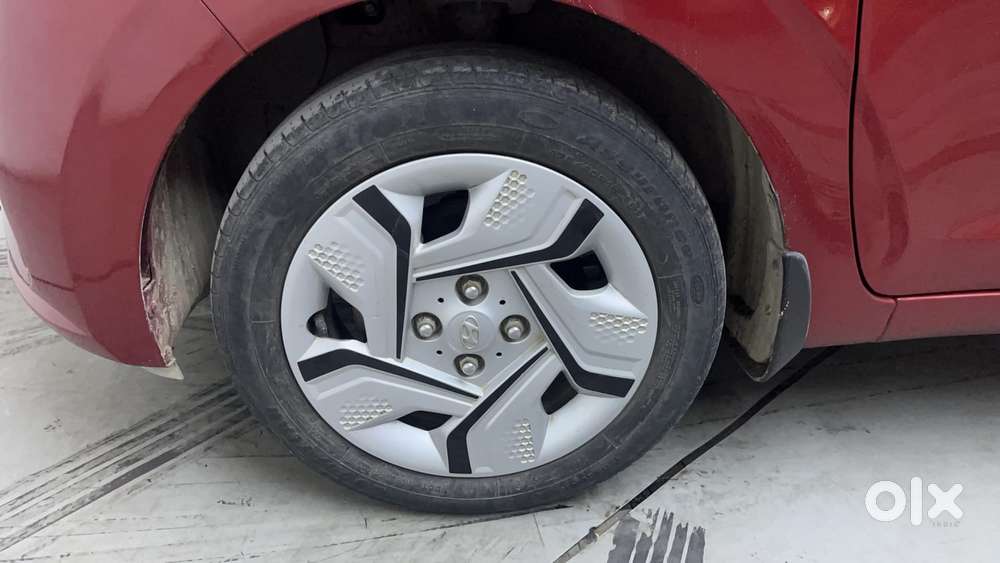 Hyundai Aura 1.2 S Petrol Amt, 2020, Petrol