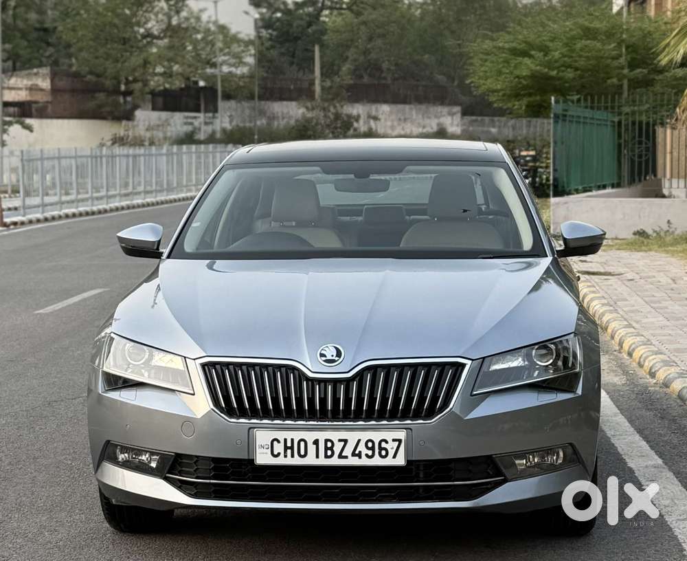 Skoda Superb Lk 1.8 Tsi At, 2019, Petrol