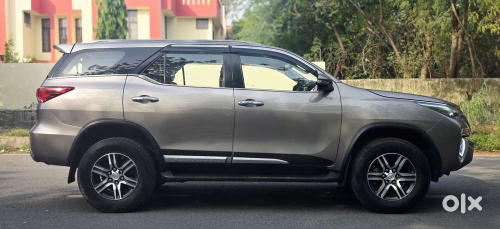 Toyota Fortuner 4x2 At 2.8 Diesel, 2019, Diesel
