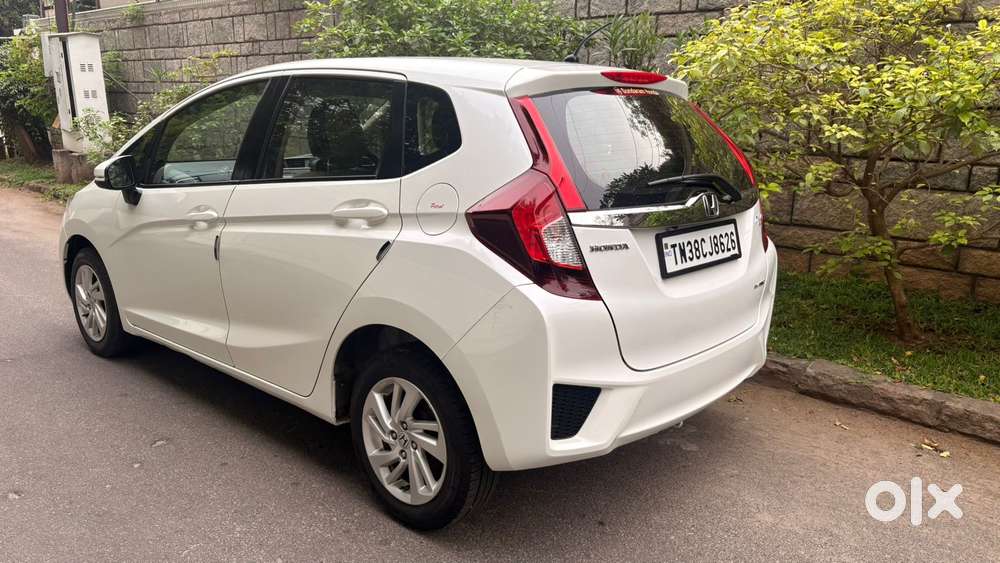 Honda Jazz V Mt Privilege, 2017, Petrol
