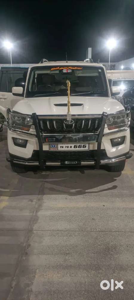 Mahindra Scorpio 2016 Model S10