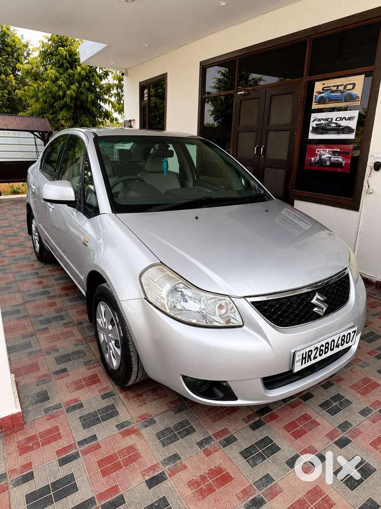 Maruti Suzuki Sx4 Vxi Bsiv, 2012, Petrol