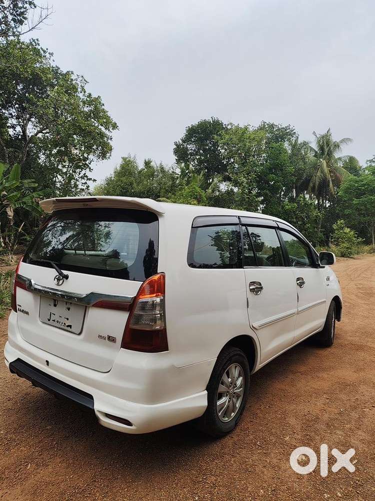 Toyota Innova 2008 Diesel Well Maintained